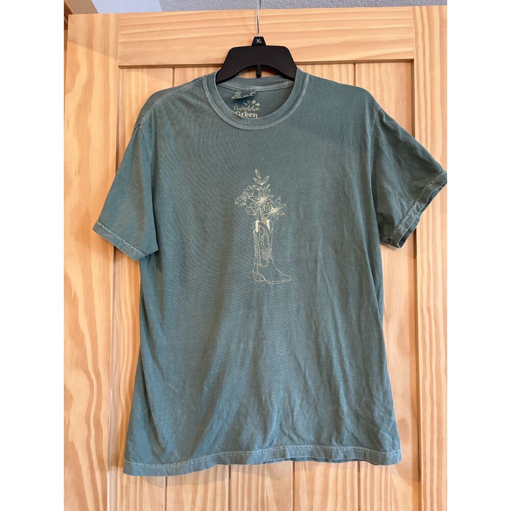 Women's Green T-shirt with Boot and Flowers Size M
